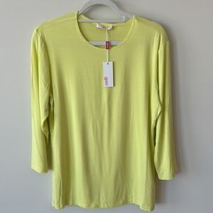 Brand new with tags! Light yellow everyday top. Brand- Leggiadro